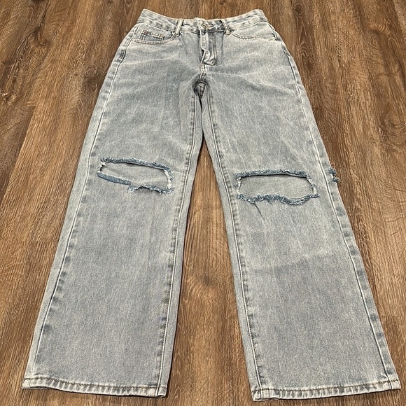 NWT Shein Women’s Distressed Wide-Leg Jeans - Size Petite Small - Picture 2 of 5